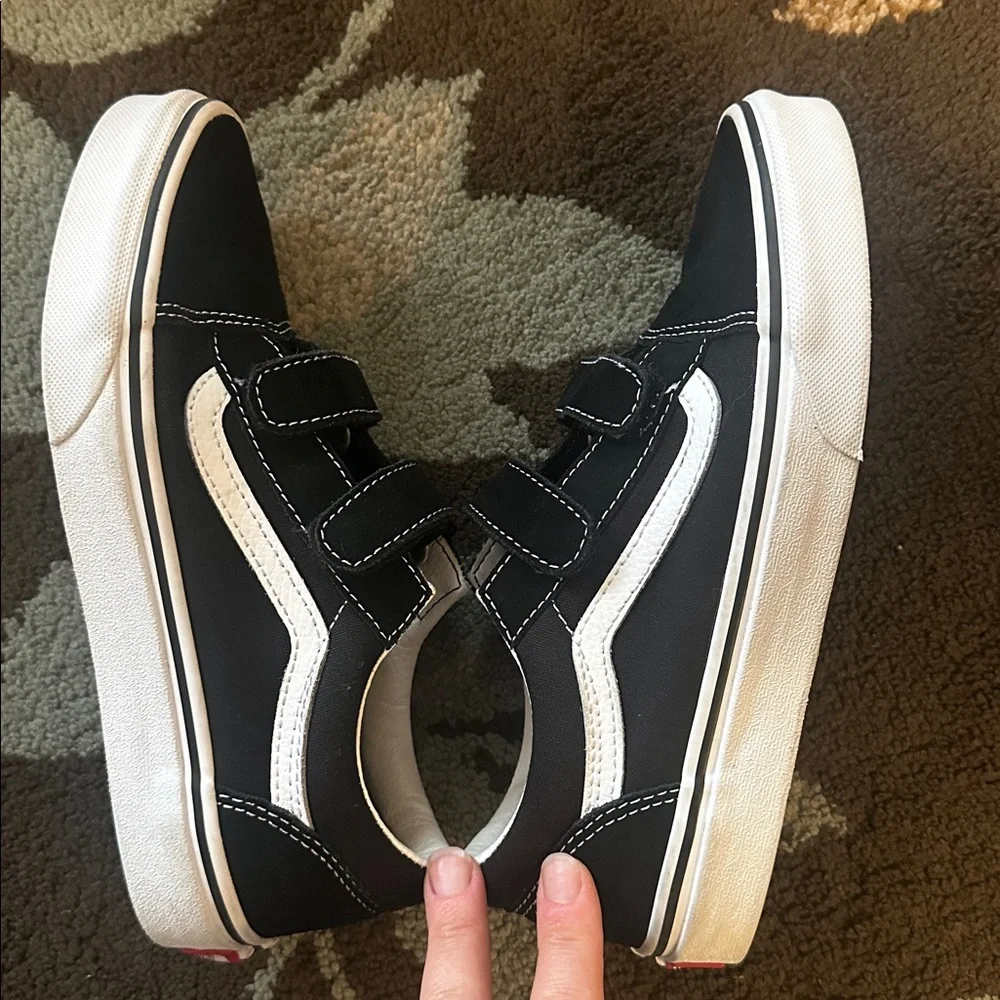 Vans Kids Black and White Velcro Old Skool Sneakers